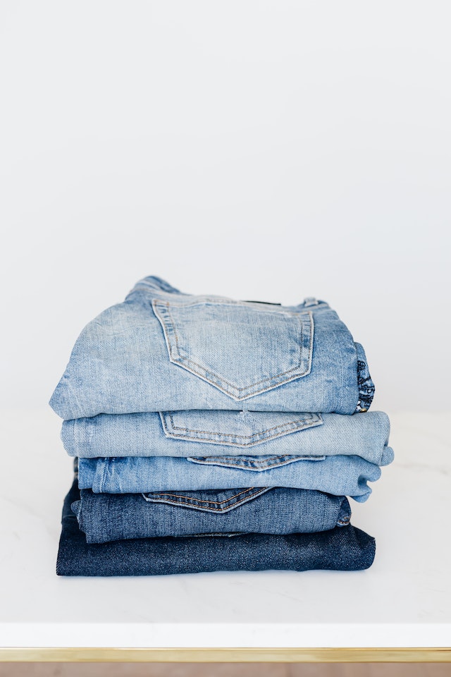 Wanna Buy Jeans on a Budget? We Got you Covered!